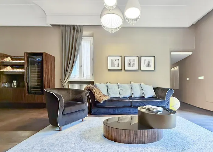 Babuino - Luxury Serviced